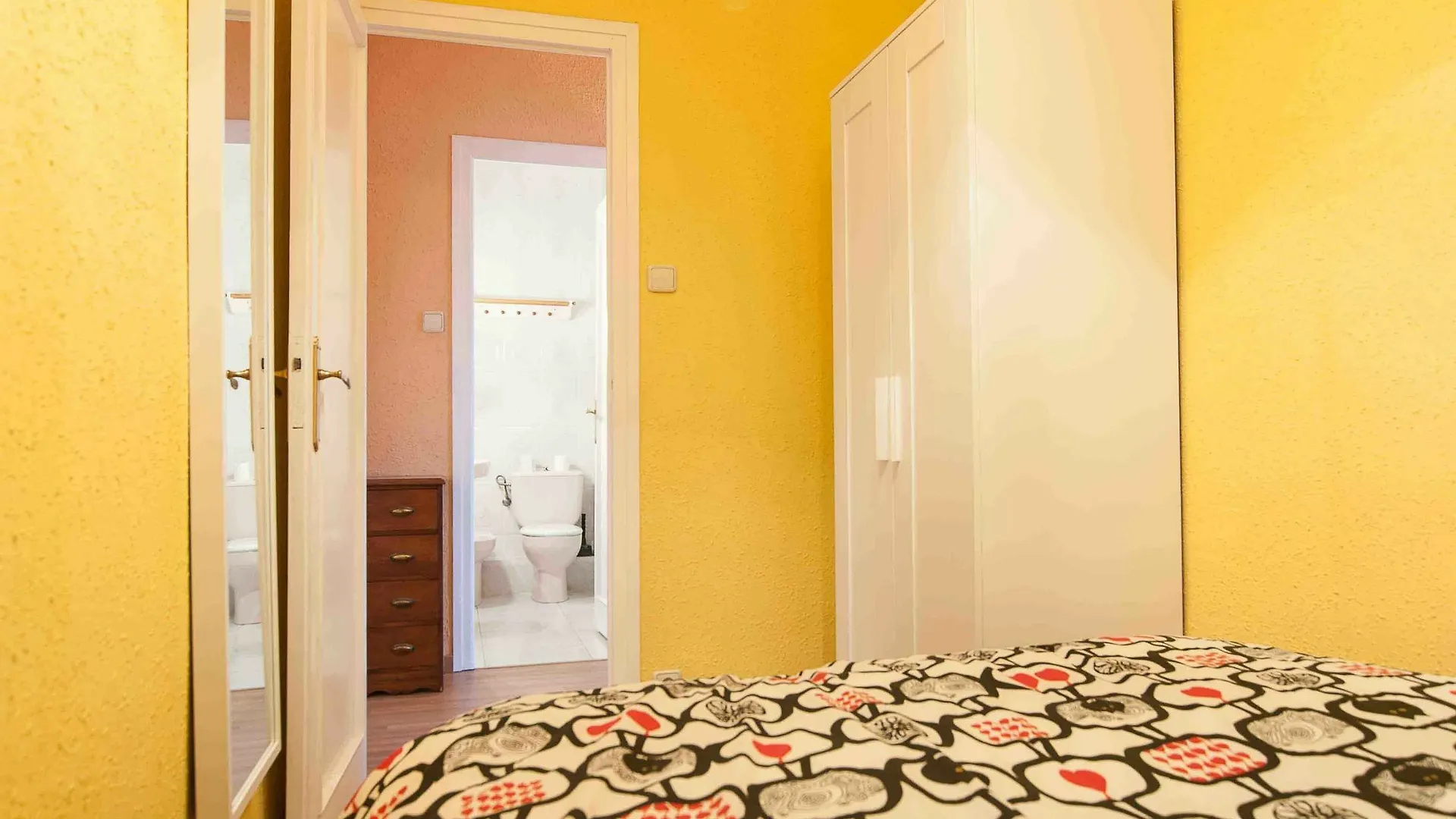Go Bcn Apartments Gran Via 바르셀로나