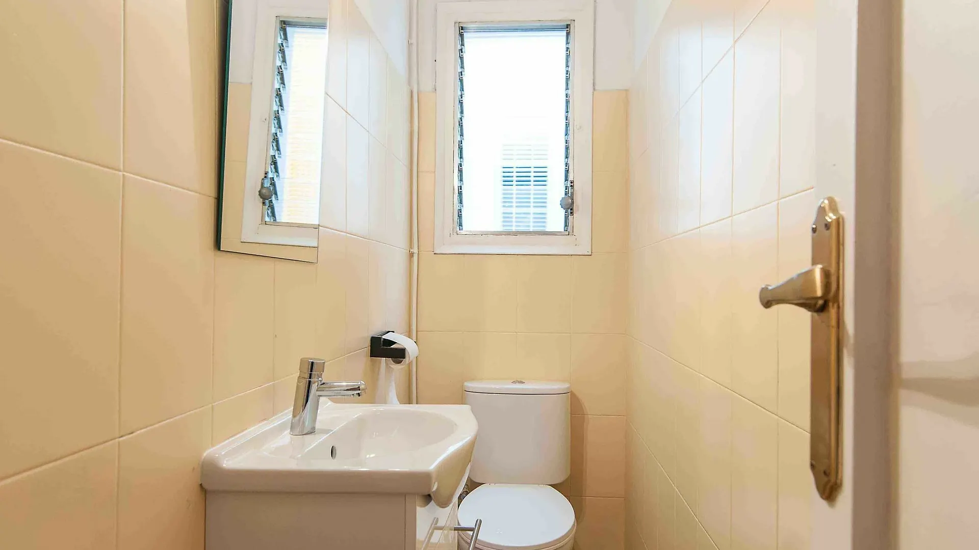 Go Bcn Apartments Gran Via 바르셀로나 0*,